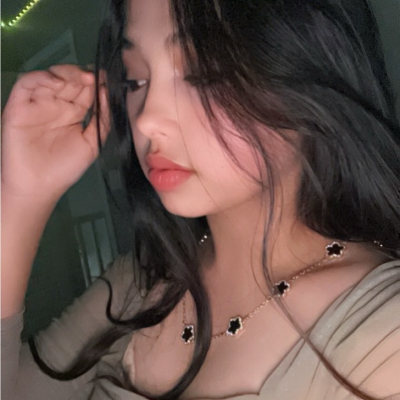 Meet your Posher, Freshta😤😁 - Picture 4 of 8